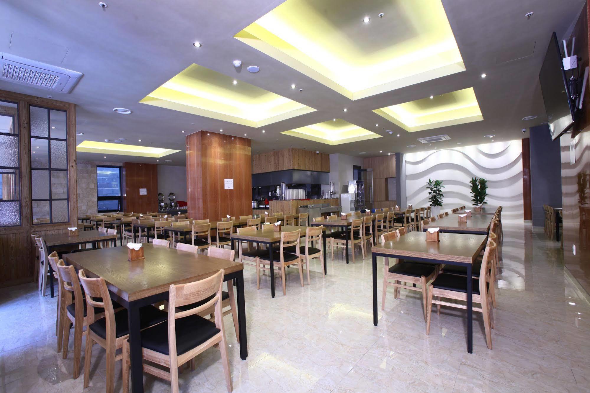 Hotel Sopra Incheon Cheongna Kültér fotó