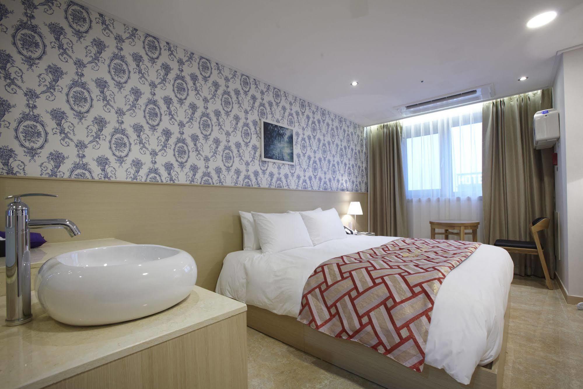 Hotel Sopra Incheon Cheongna Kültér fotó
