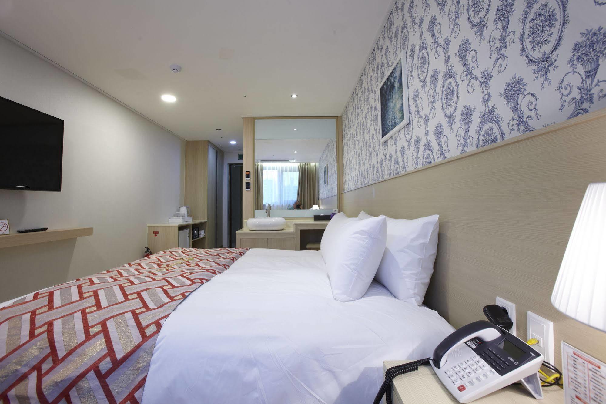 Hotel Sopra Incheon Cheongna Kültér fotó